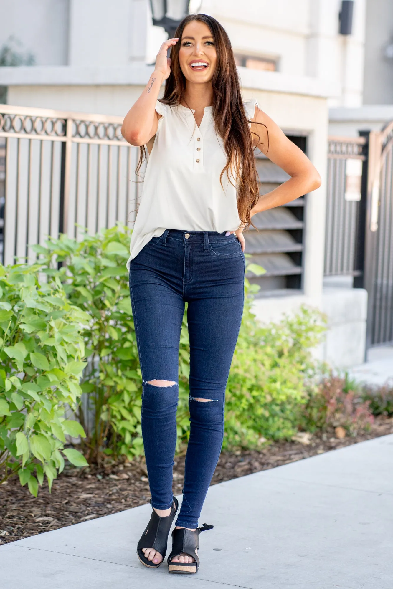 Huntsville High Rise Distressed Skinny