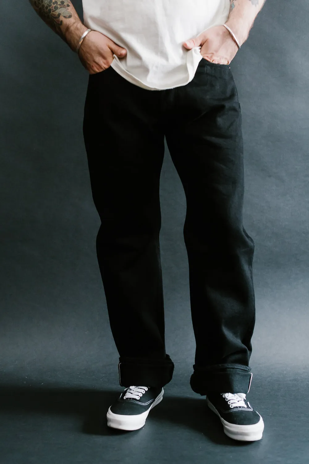 IH-634S-SBG - 21oz Selvedge Denim Straight Cut - Superblack (Fades to Grey)