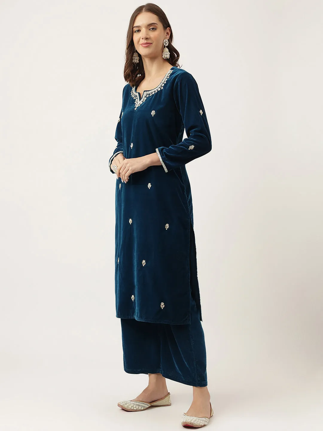 Jashvi Rayol Blue Hand Embroidered Velvet Straight Kurta, trousers with Dupatta Set