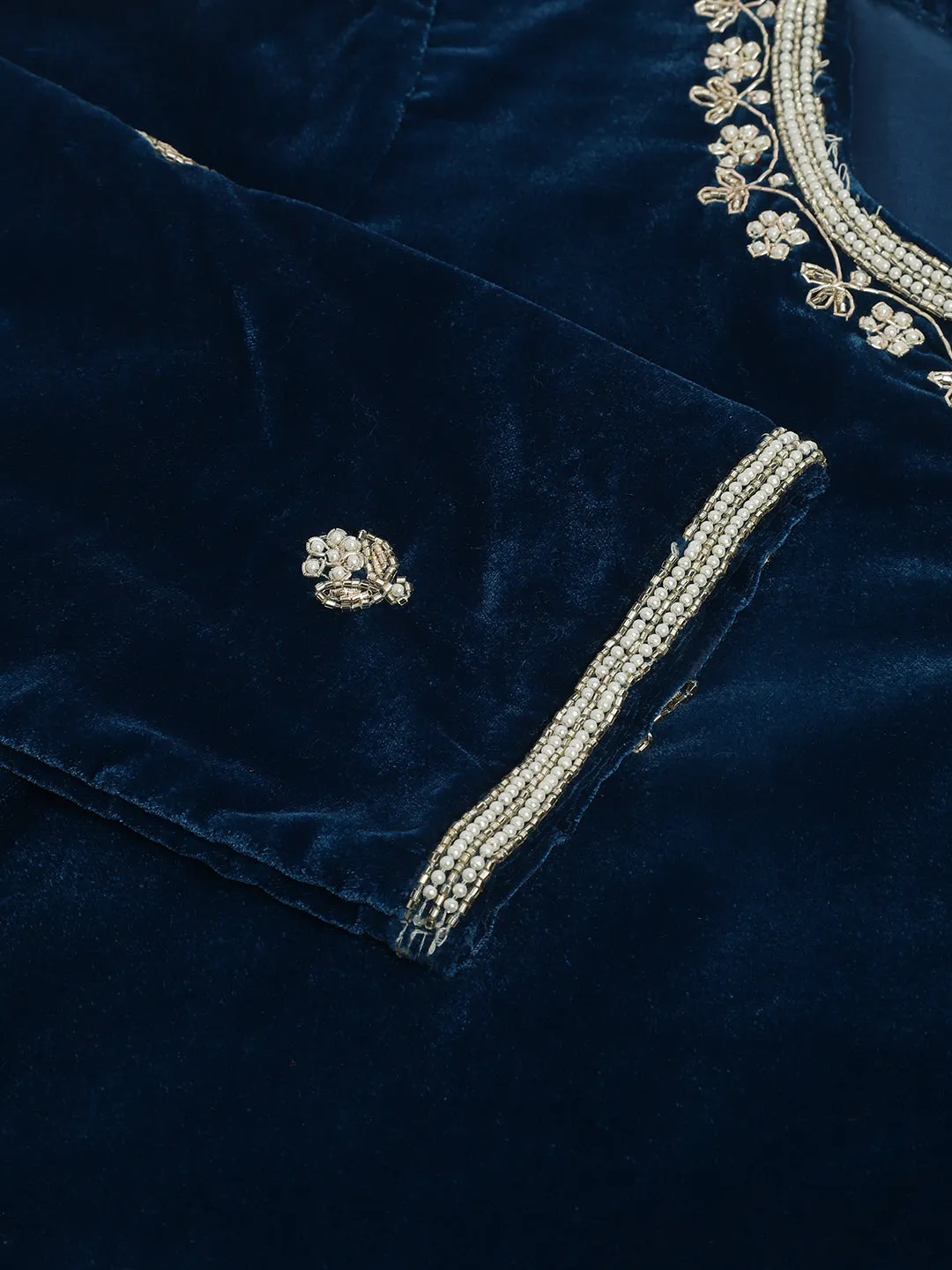 Jashvi Rayol Blue Hand Embroidered Velvet Straight Kurta, trousers with Dupatta Set