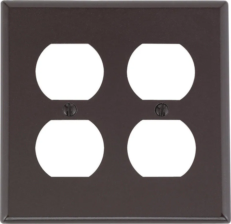 Leviton Brown 2 gang Plastic Duplex Wall Plate 1 pk