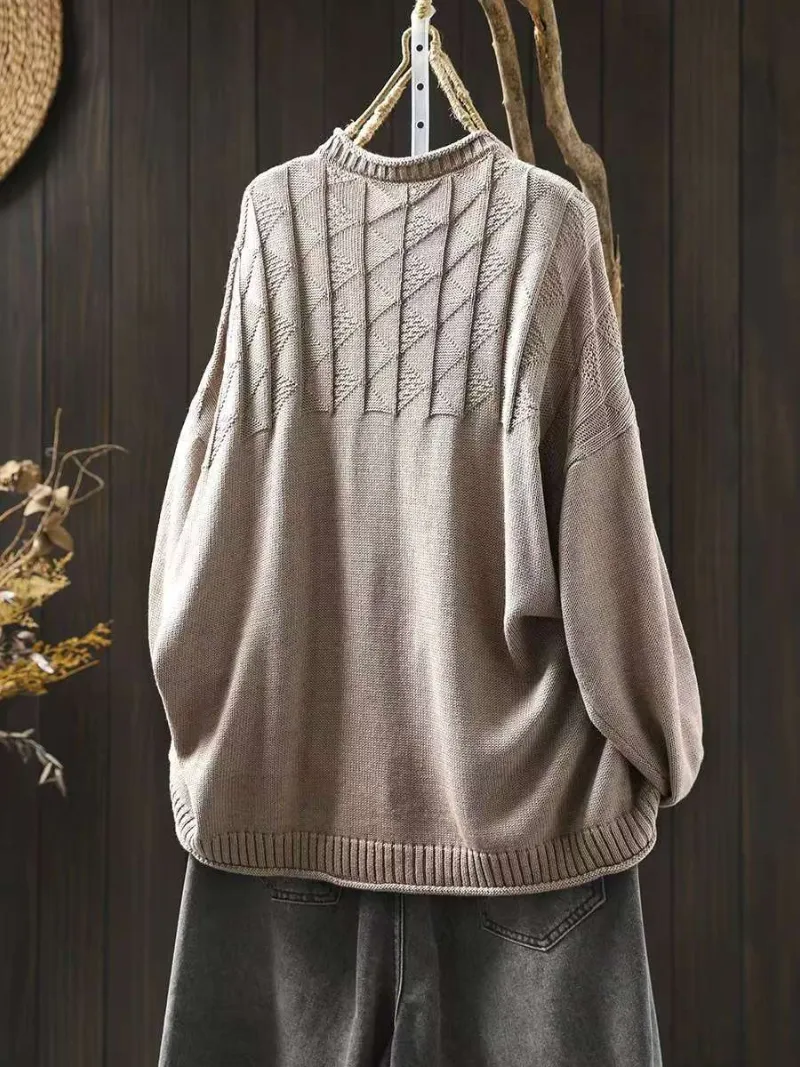 Women's Simple and Stylish Crew Neck Sweater